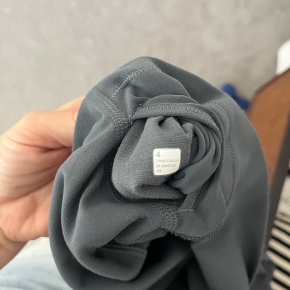 Lululemon Align Pant 25” - Picture 4 of 4